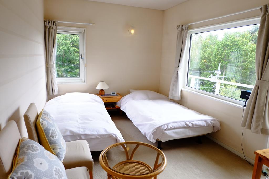 Pension & Cottage Mont Et Lac Yamanakako Habitación foto
