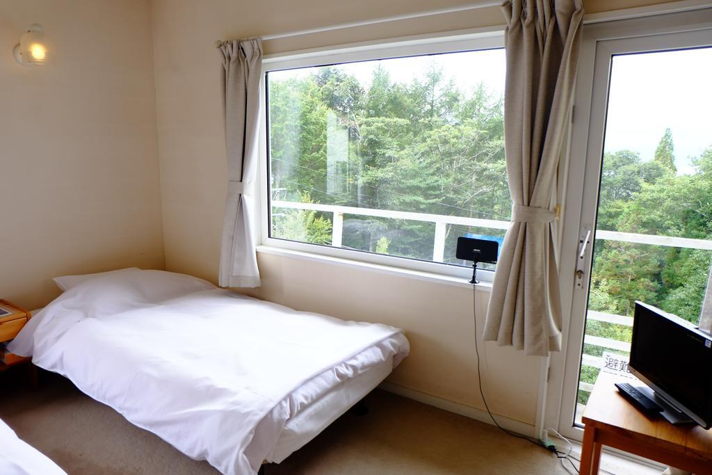 Pension & Cottage Mont Et Lac Yamanakako Habitación foto